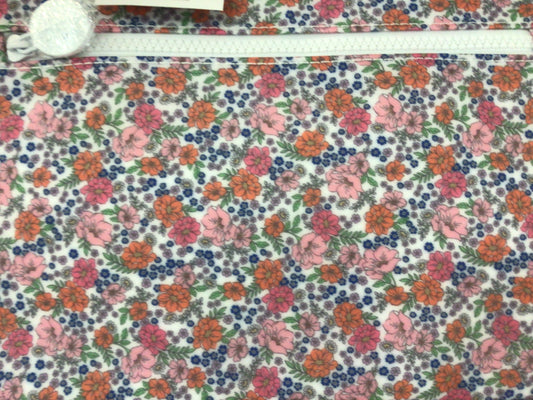 Bundle Up2 Hanging Toiletry Bag in Garden Floral
