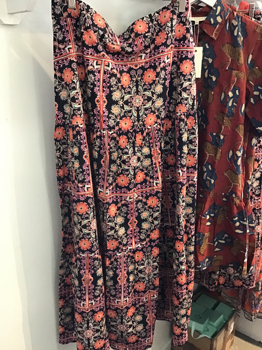Sunday Skirt in Heyward