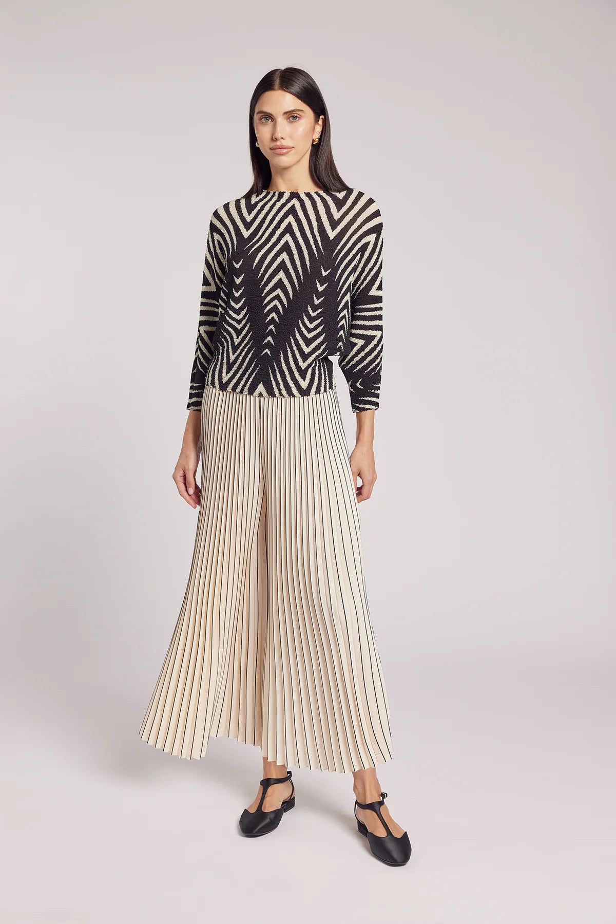Esther Metallic Pleated Palazzo Pant in Silver